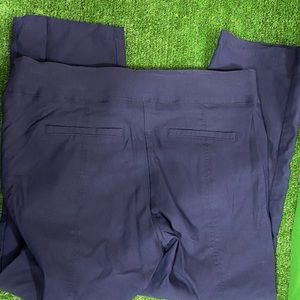 Simply Vera Dark Navy womens athletic capris w/front pockets, mock back pockets